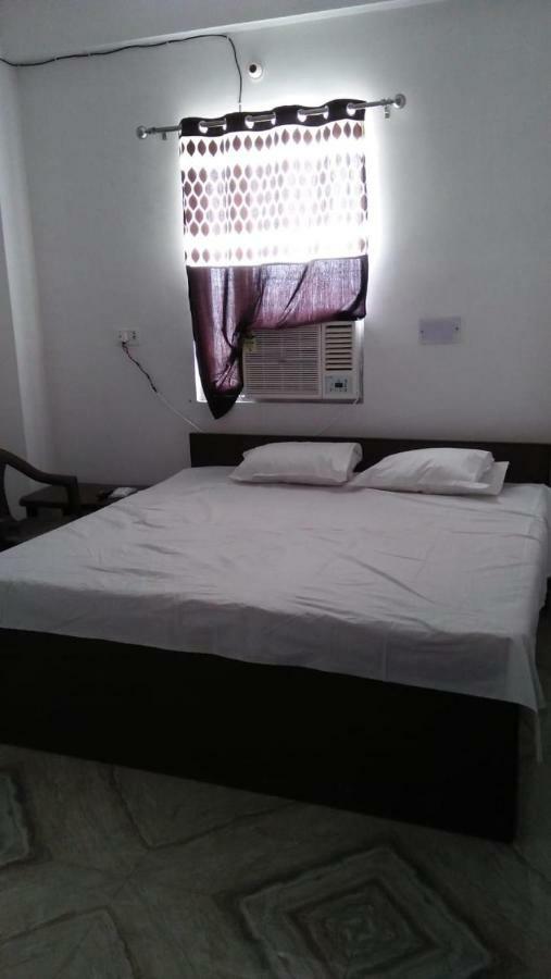 Shiv Ganga 2* Varanasi